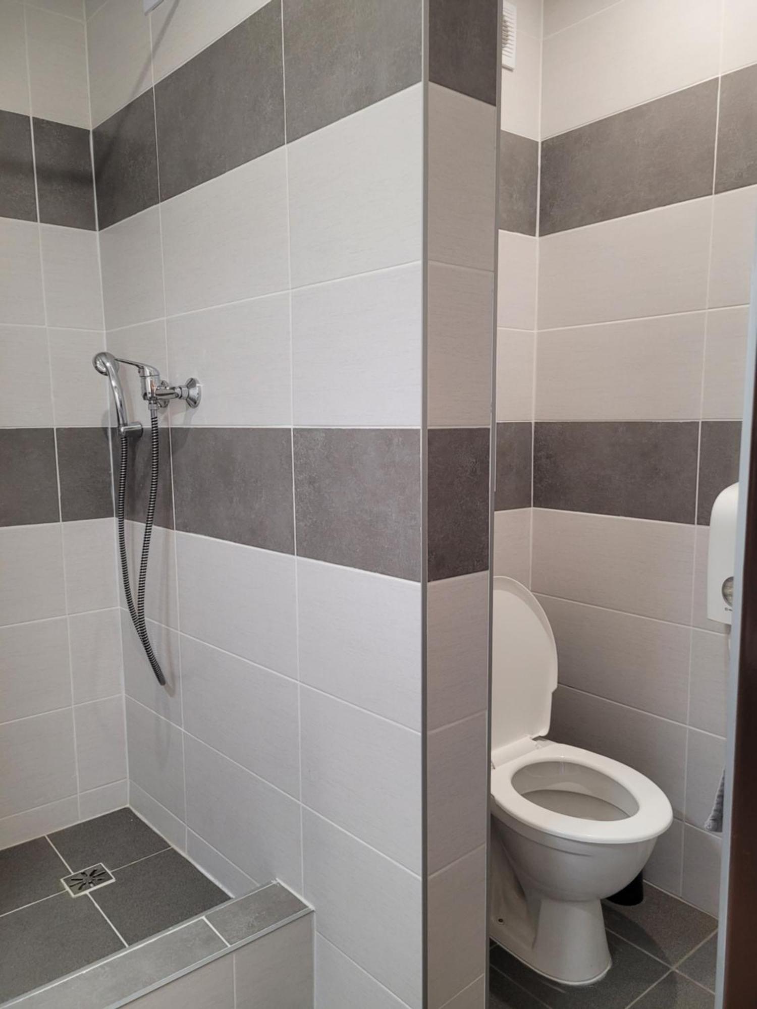 Studentsky Domov B31 Hotel Prešov Eksteriør billede